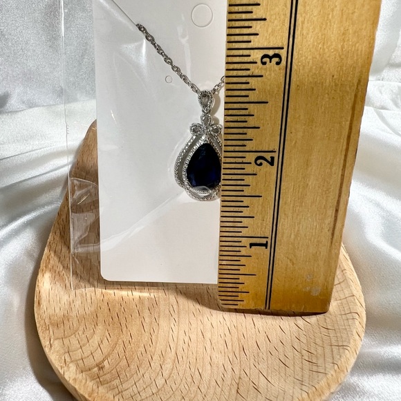 Navy Blue Teardrop Necklace - Picture 3 of 3